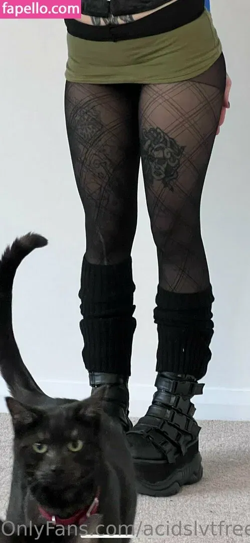 acidslvt Onlyfans Photo Gallery 