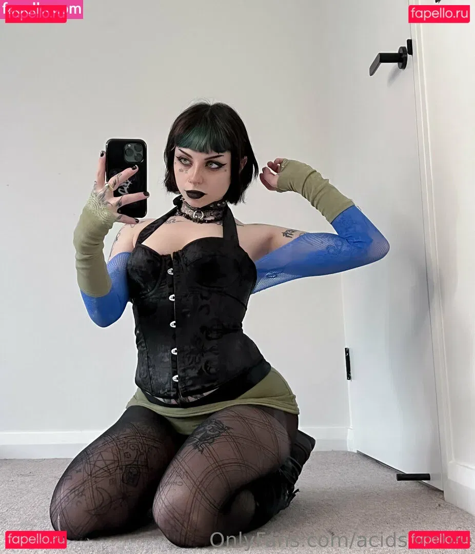 acidslvt Onlyfans Photo Gallery 