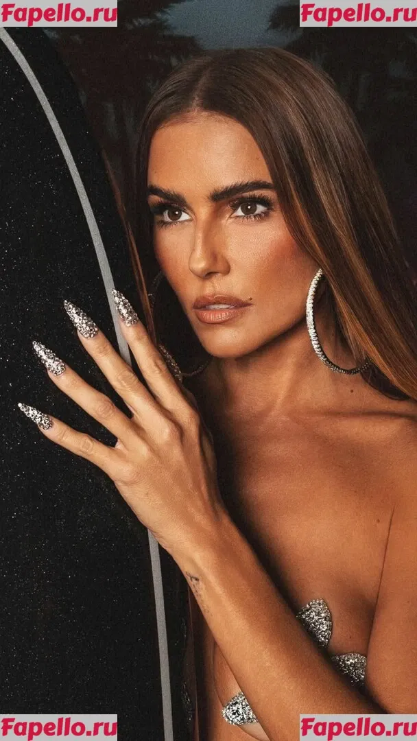Deborah Secco Onlyfans Photo Gallery 