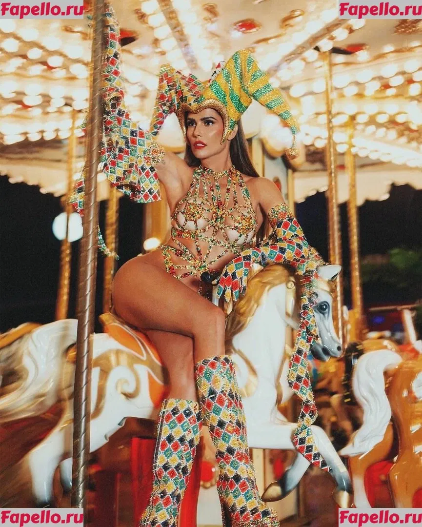 Deborah Secco Onlyfans Photo Gallery 