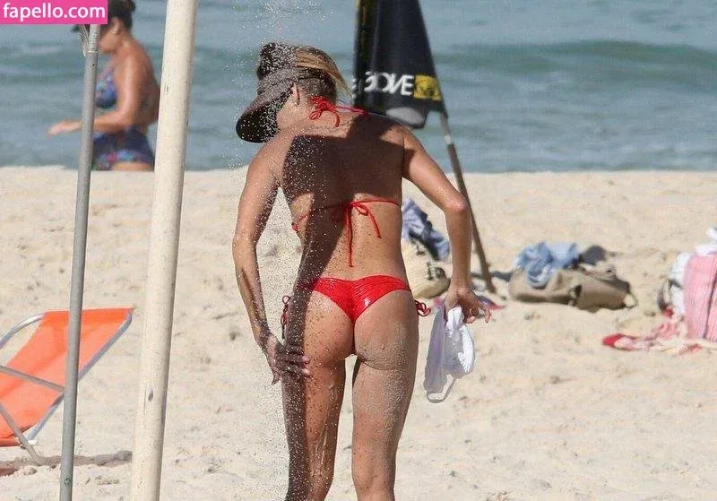 Deborah Secco Onlyfans Photo Gallery 