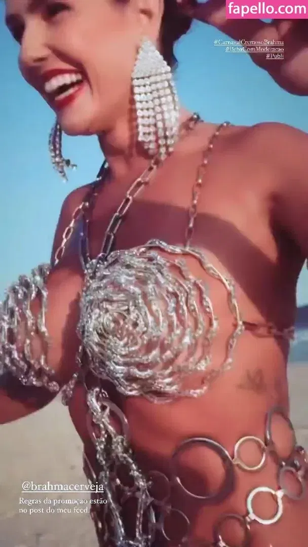 Deborah Secco Onlyfans Photo Gallery 