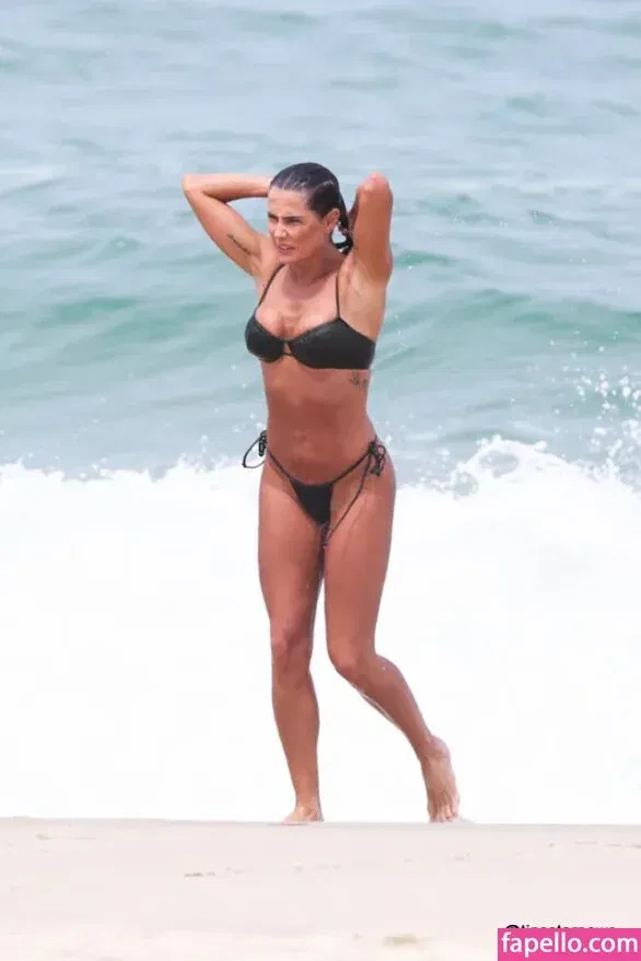 Deborah Secco Onlyfans Photo Gallery 