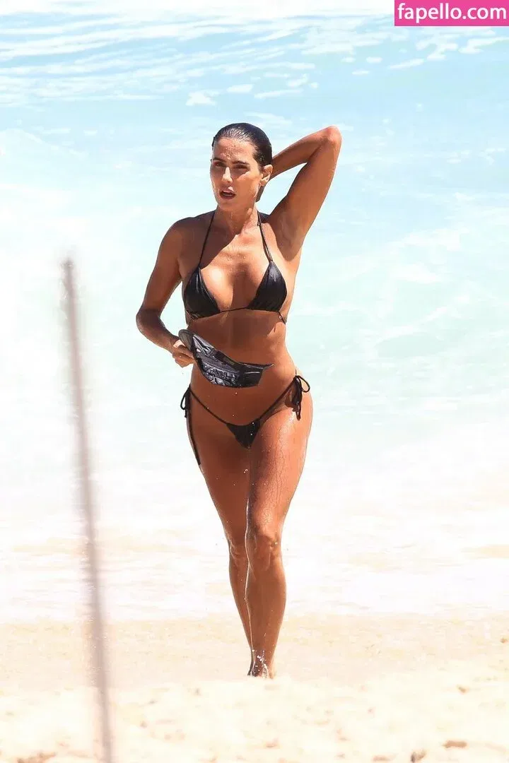 Deborah Secco Onlyfans Photo Gallery 