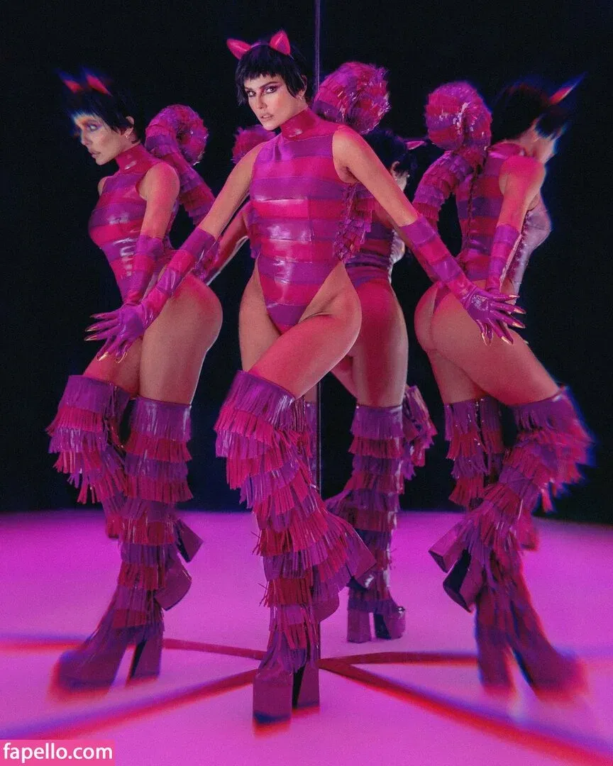 Deborah Secco Onlyfans Photo Gallery 