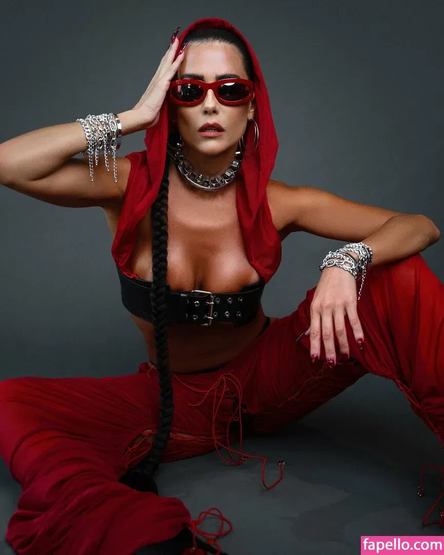 Deborah Secco Onlyfans Photo Gallery 