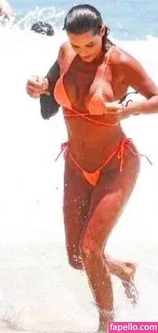 Deborah Secco Onlyfans Photo Gallery 