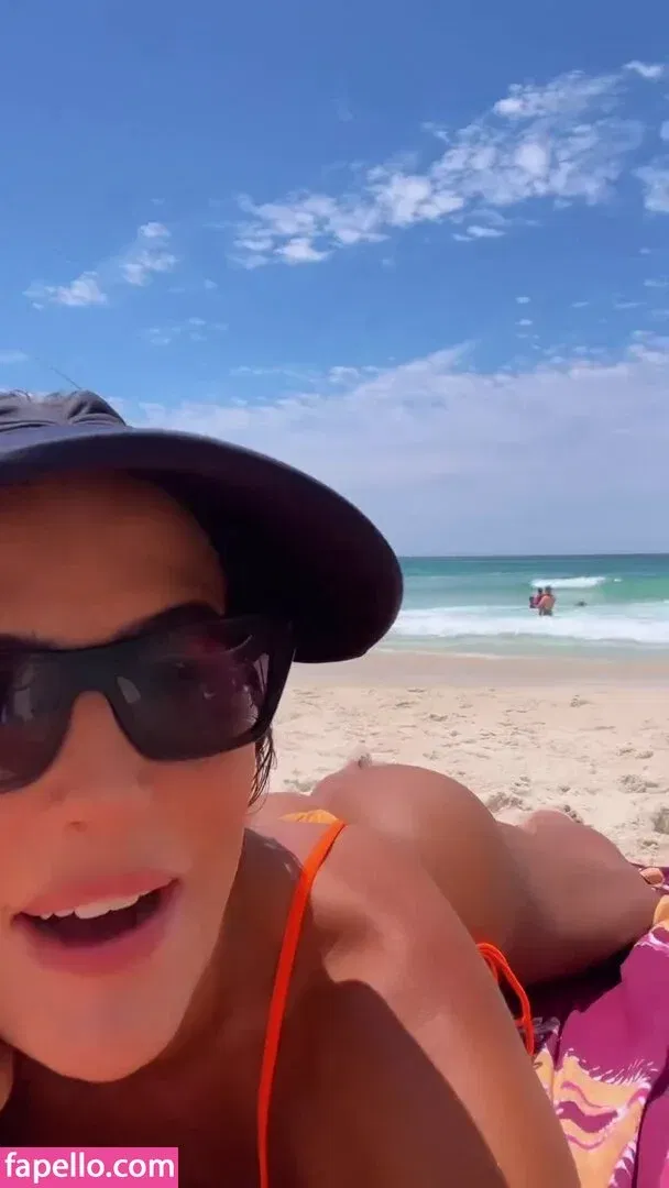 Deborah Secco Onlyfans Photo Gallery 