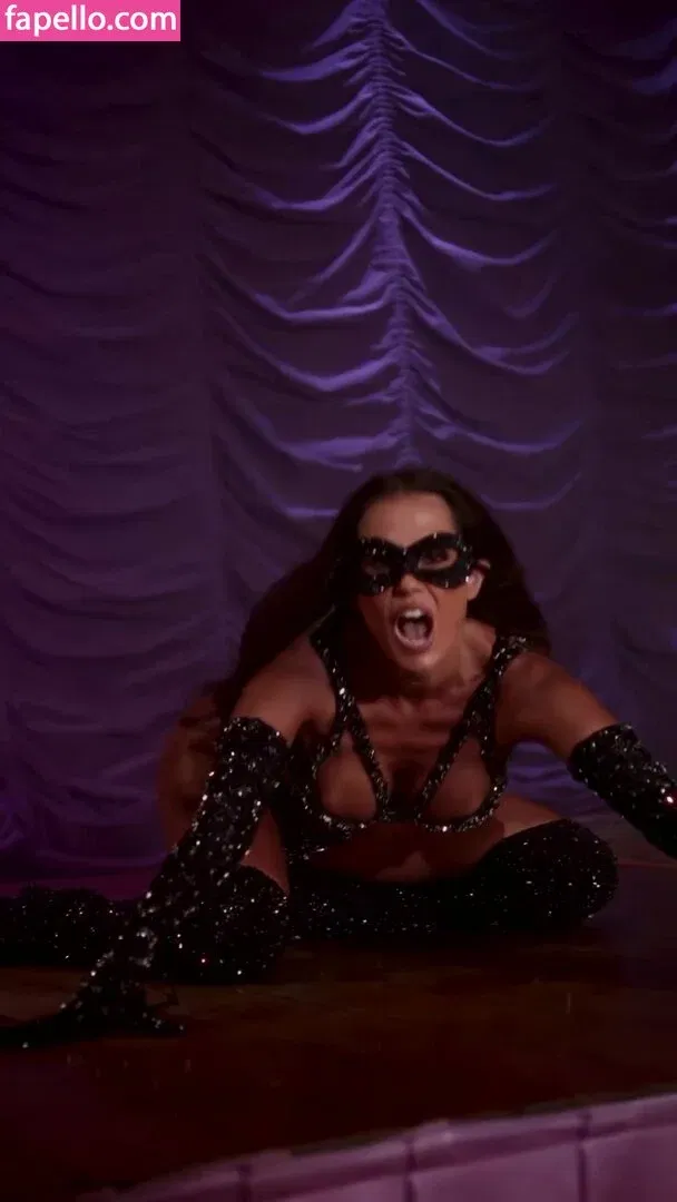 Deborah Secco Onlyfans Photo Gallery 