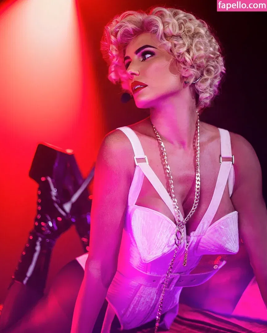 Deborah Secco Onlyfans Photo Gallery 