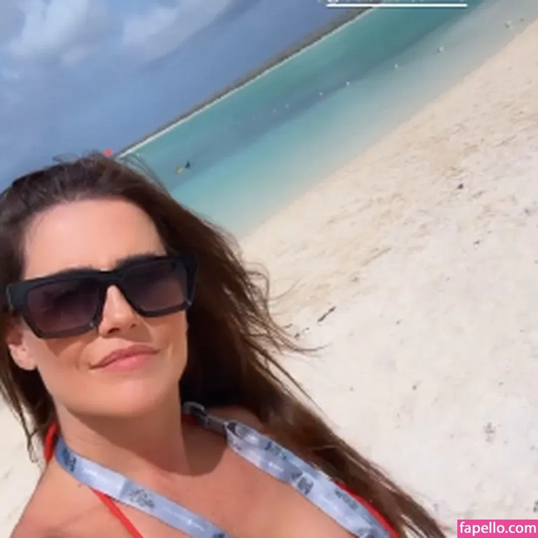 Deborah Secco Onlyfans Photo Gallery 