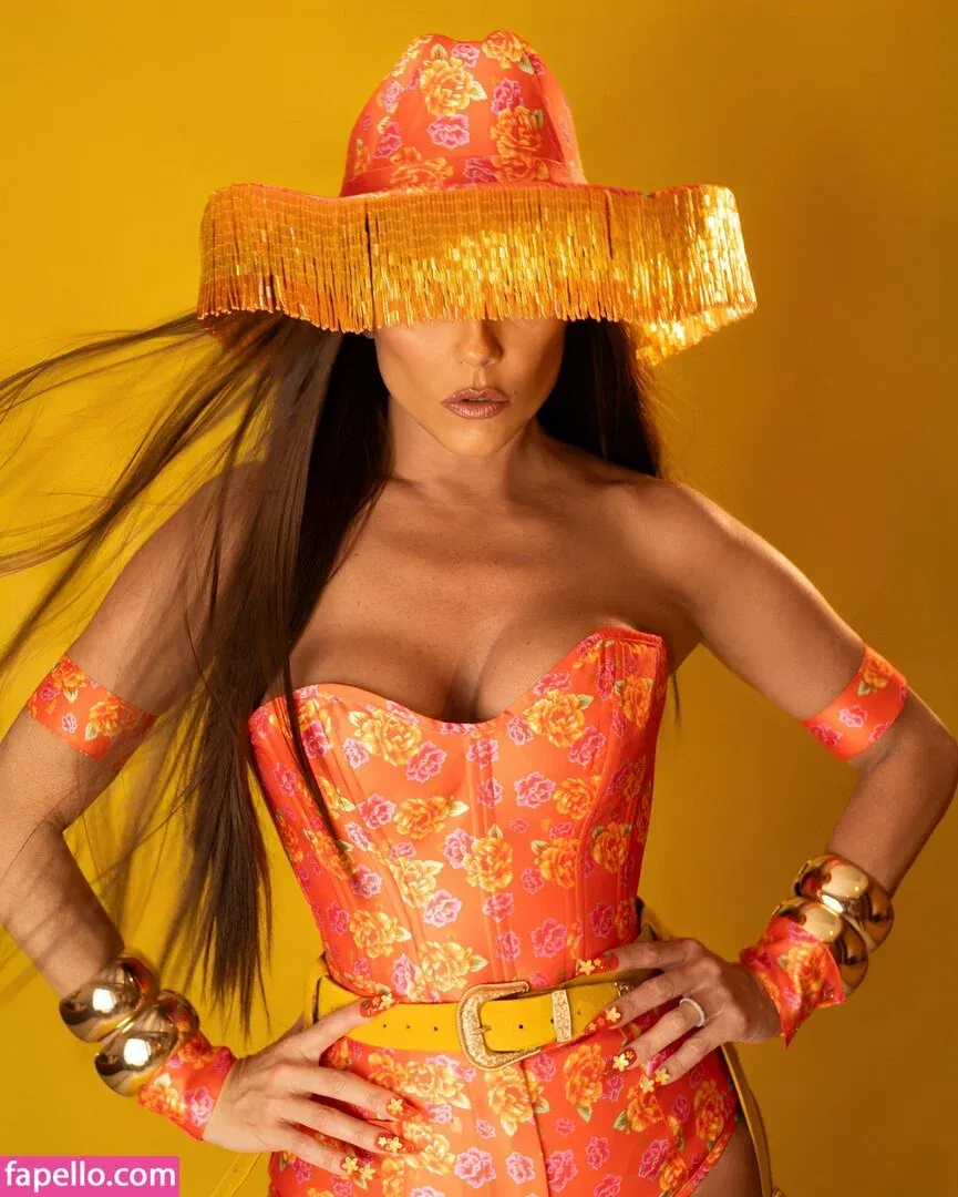 Deborah Secco Onlyfans Photo Gallery 