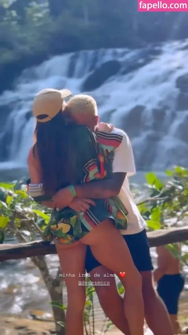 Deborah Secco Onlyfans Photo Gallery 