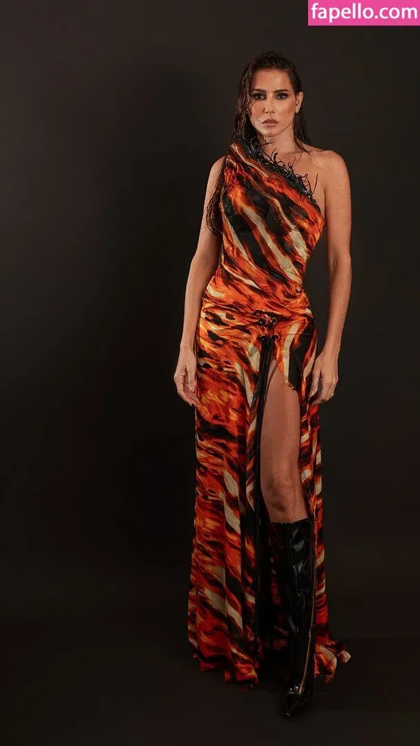 Deborah Secco Onlyfans Photo Gallery 