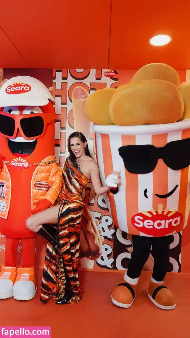 Deborah Secco Onlyfans Photo Gallery 