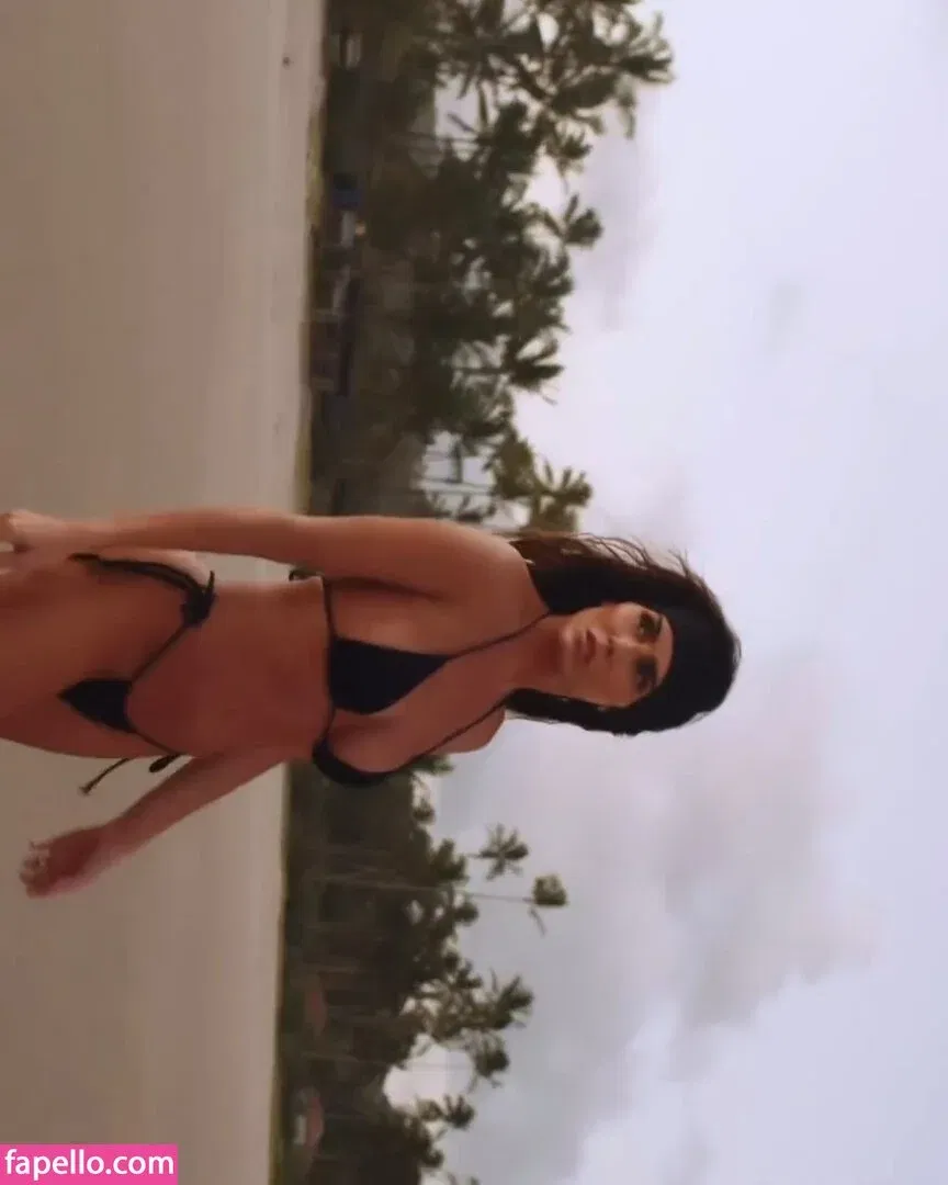 Deborah Secco Onlyfans Photo Gallery 