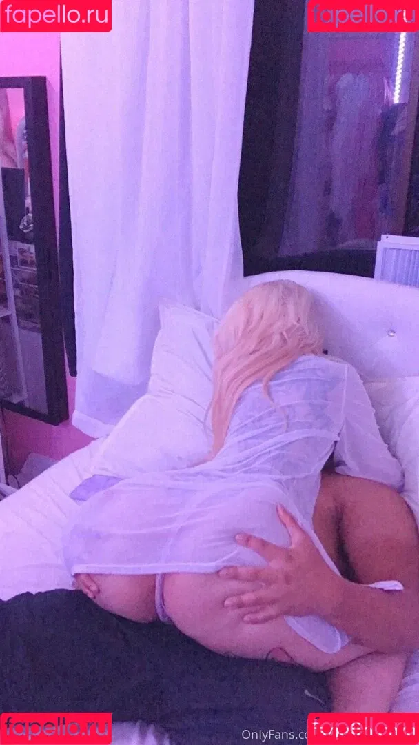 missasianbarbie69 Onlyfans Photo Gallery 