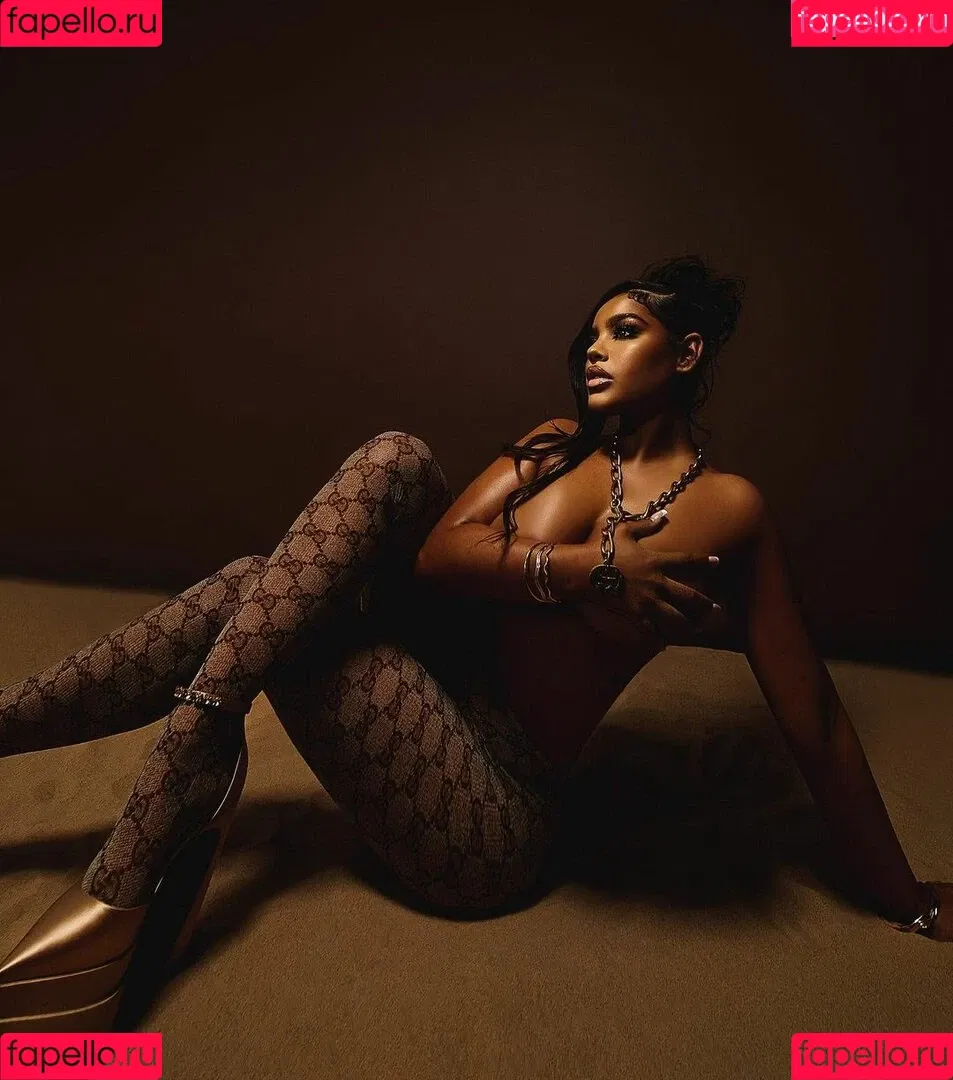 Malaika Terry Onlyfans Photo Gallery 