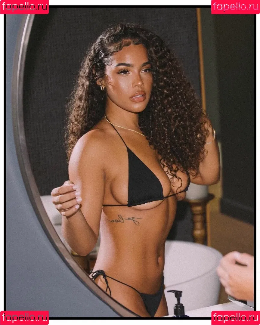 Malaika Terry Onlyfans Photo Gallery 