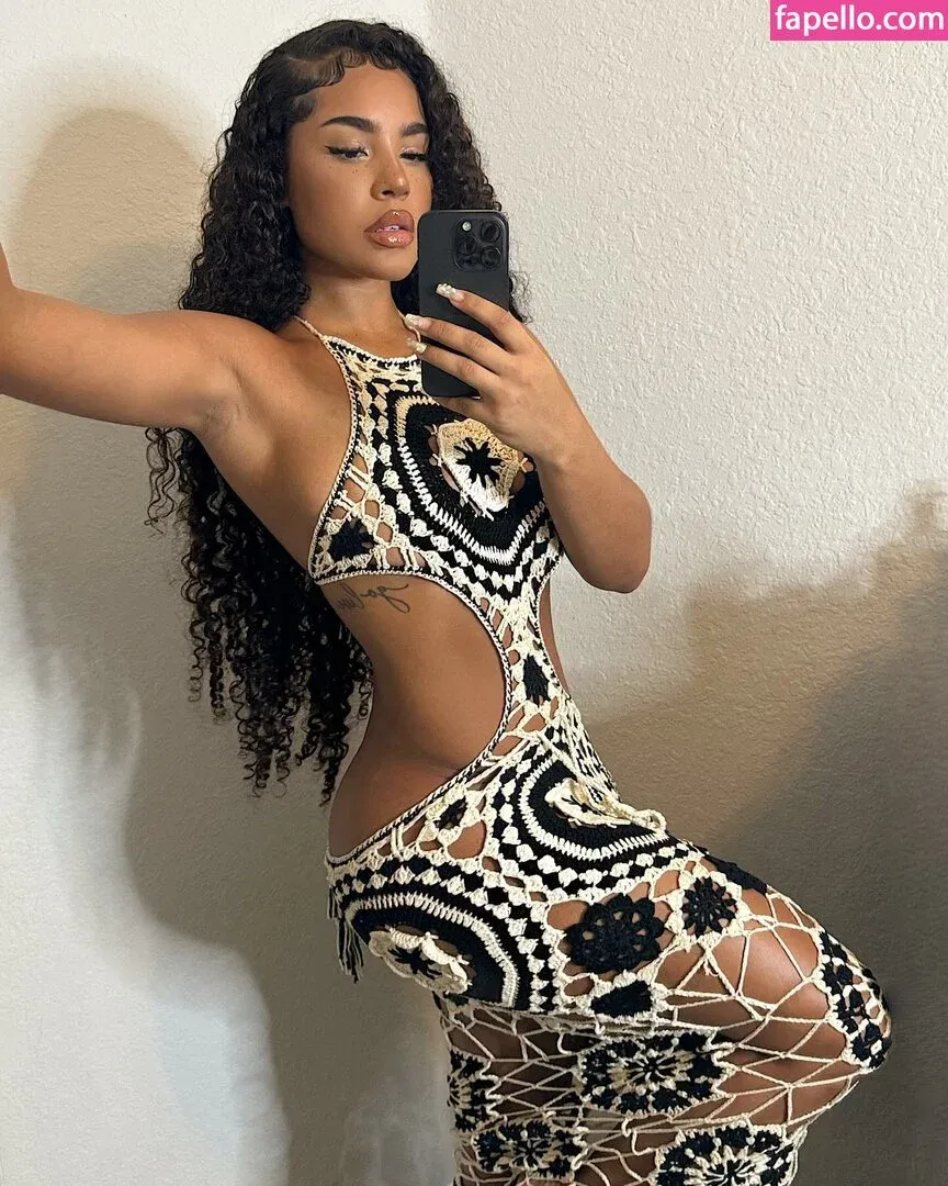 Malaika Terry Onlyfans Photo Gallery 