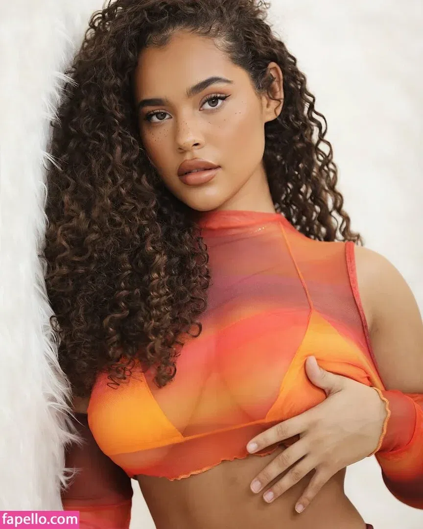 Malaika Terry Onlyfans Photo Gallery 