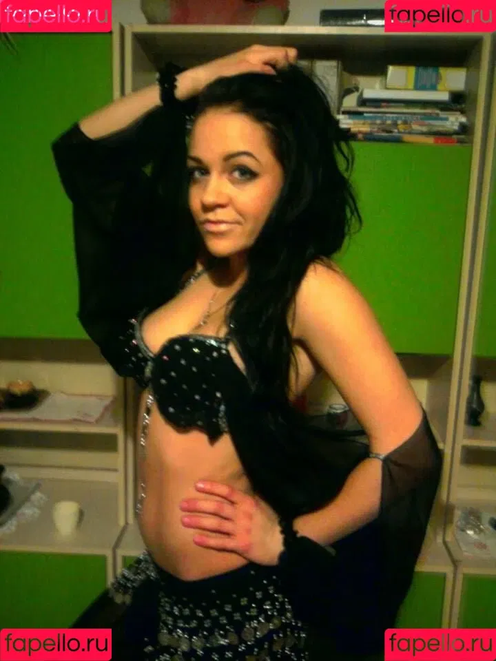 pekarvivi Onlyfans Photo Gallery 