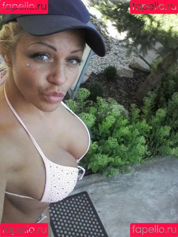 pekarvivi Onlyfans Photo Gallery 
