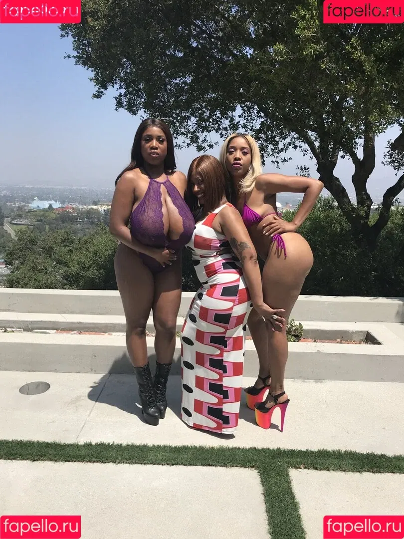 clubmaseratixxx Onlyfans Photo Gallery 