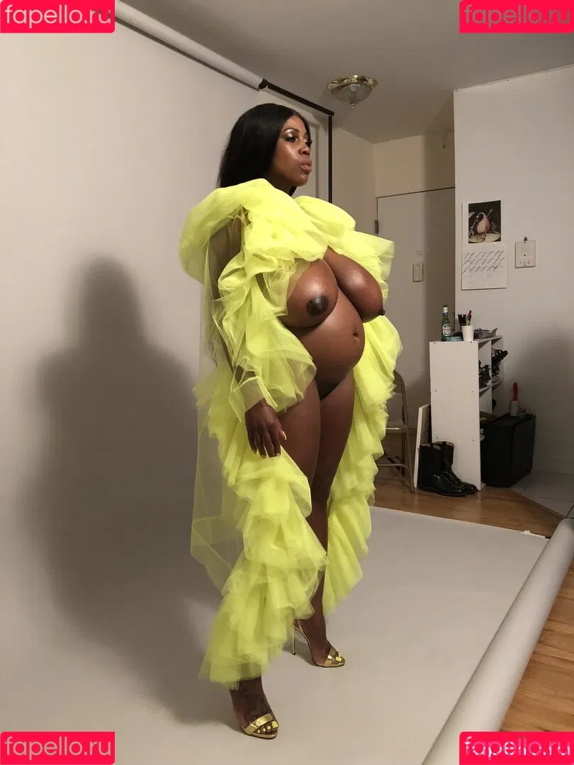 clubmaseratixxx Onlyfans Photo Gallery 
