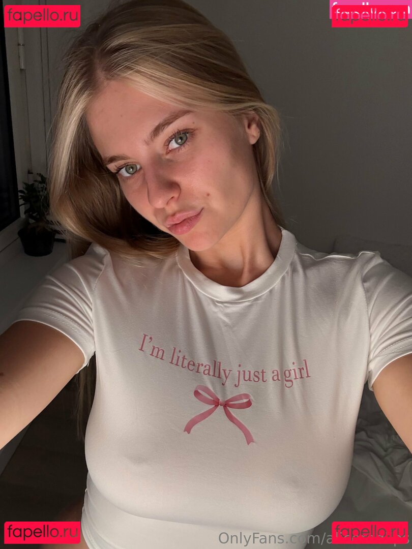 aliceredlips Nude Onlyfans Photo 37