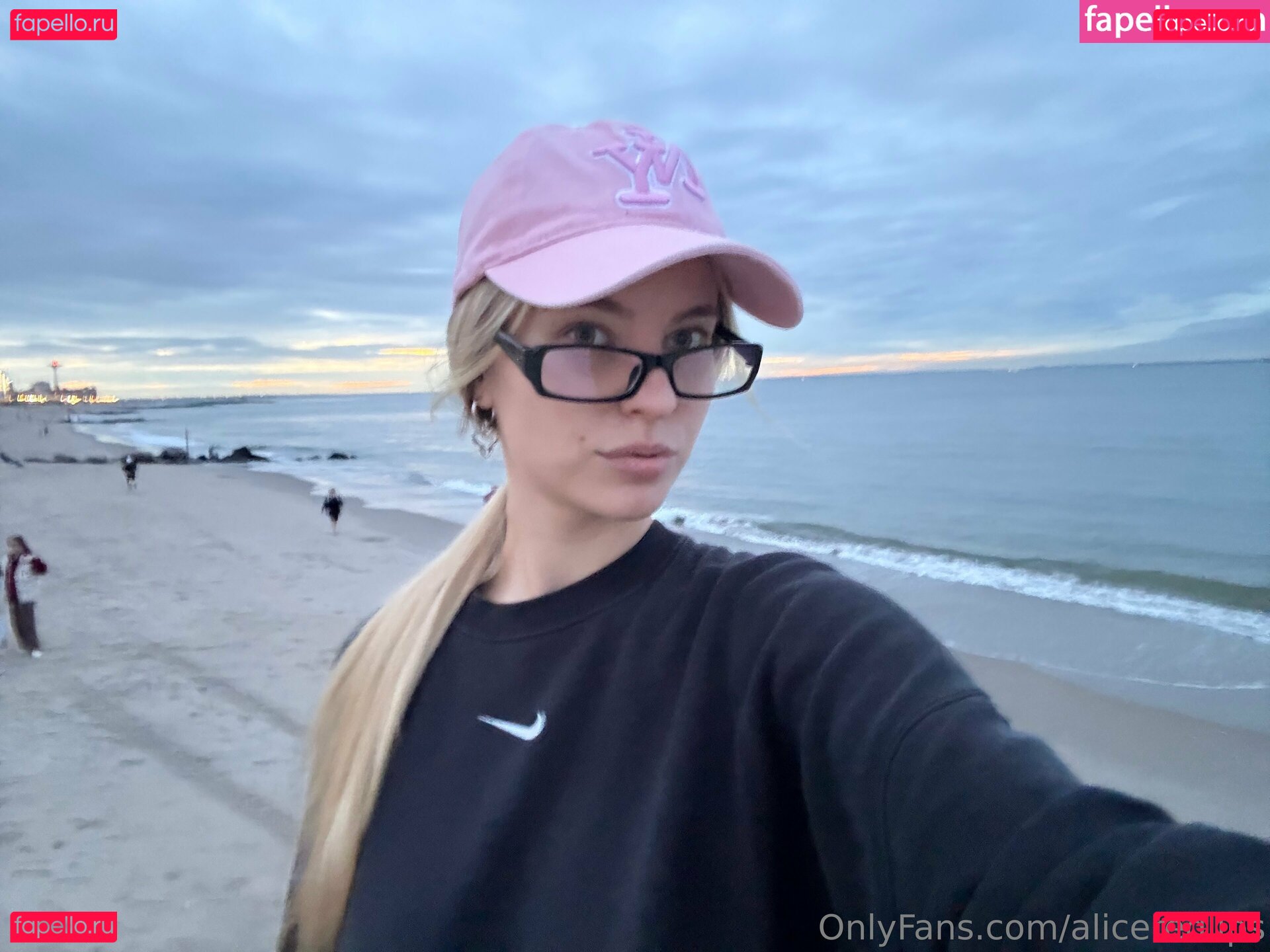 aliceredlips Nude Onlyfans Photo 13