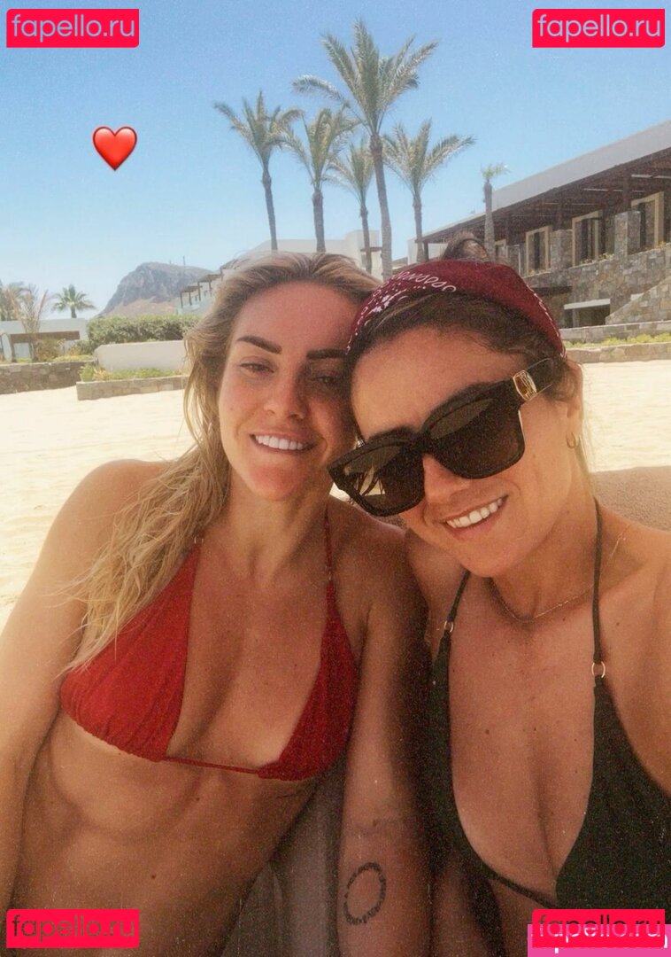 Ellie Carpenter Onlyfans Photo Gallery 