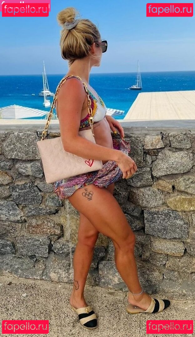 Ellie Carpenter Onlyfans Photo Gallery 