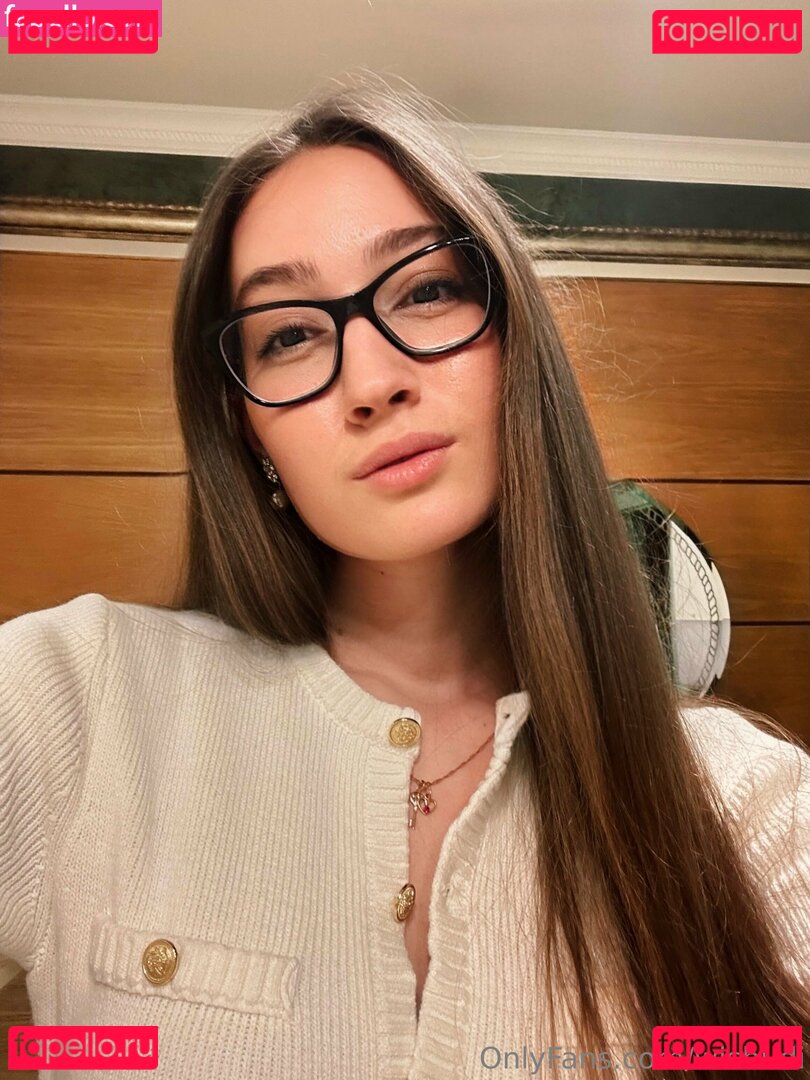 wishudi / wiswidy Onlyfans Photo Gallery 