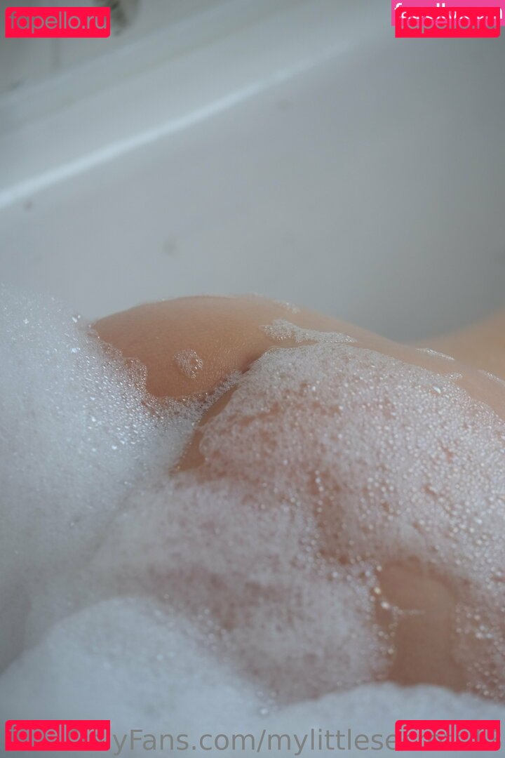 mylittlesecrets13 / udajemodelke Onlyfans Photo Gallery 