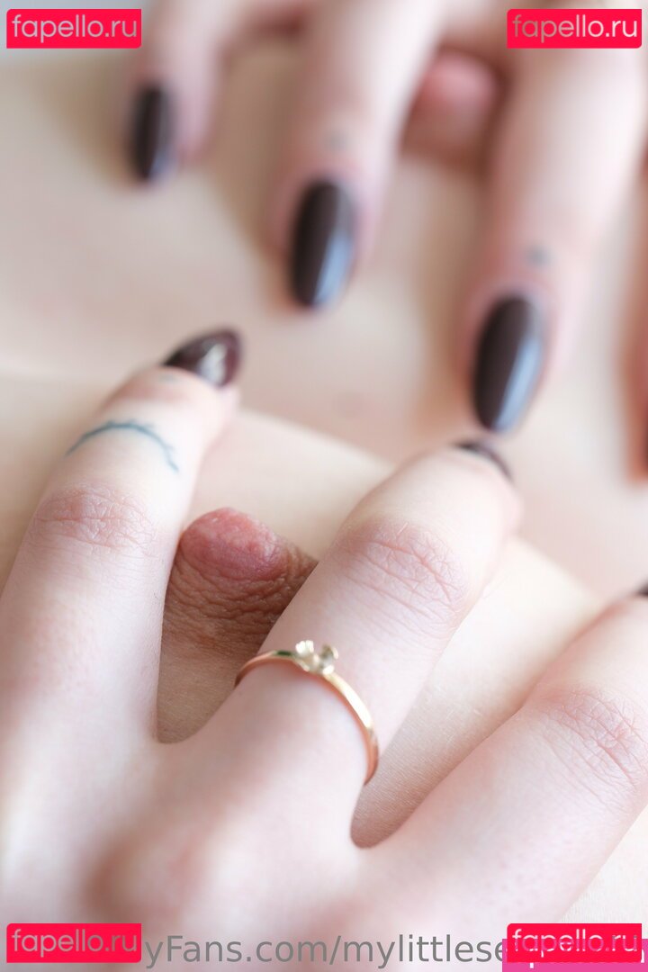 mylittlesecrets13 / udajemodelke Onlyfans Photo Gallery 