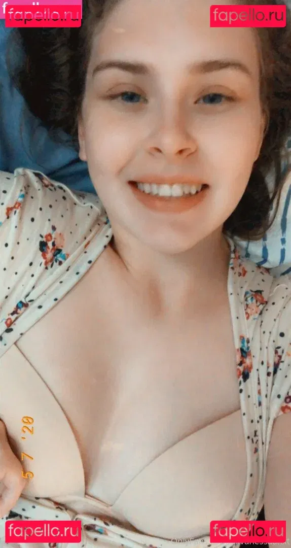 nessajade Onlyfans Photo Gallery 