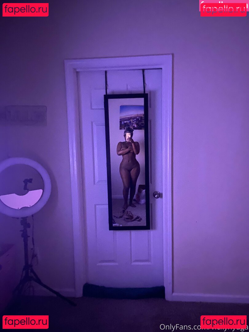 vickyhyuga / vickyhyugaaa Onlyfans Photo Gallery 