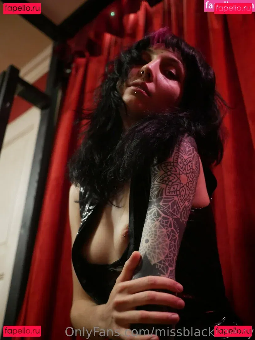 missblackcherry Onlyfans Photo Gallery 