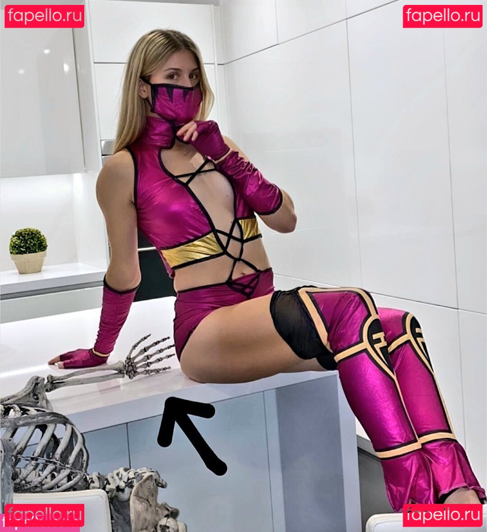 Eugenie Bouchard / geniebouchard Onlyfans Photo Gallery 