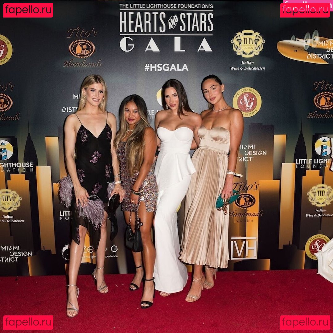 Eugenie Bouchard / geniebouchard Onlyfans Photo Gallery 