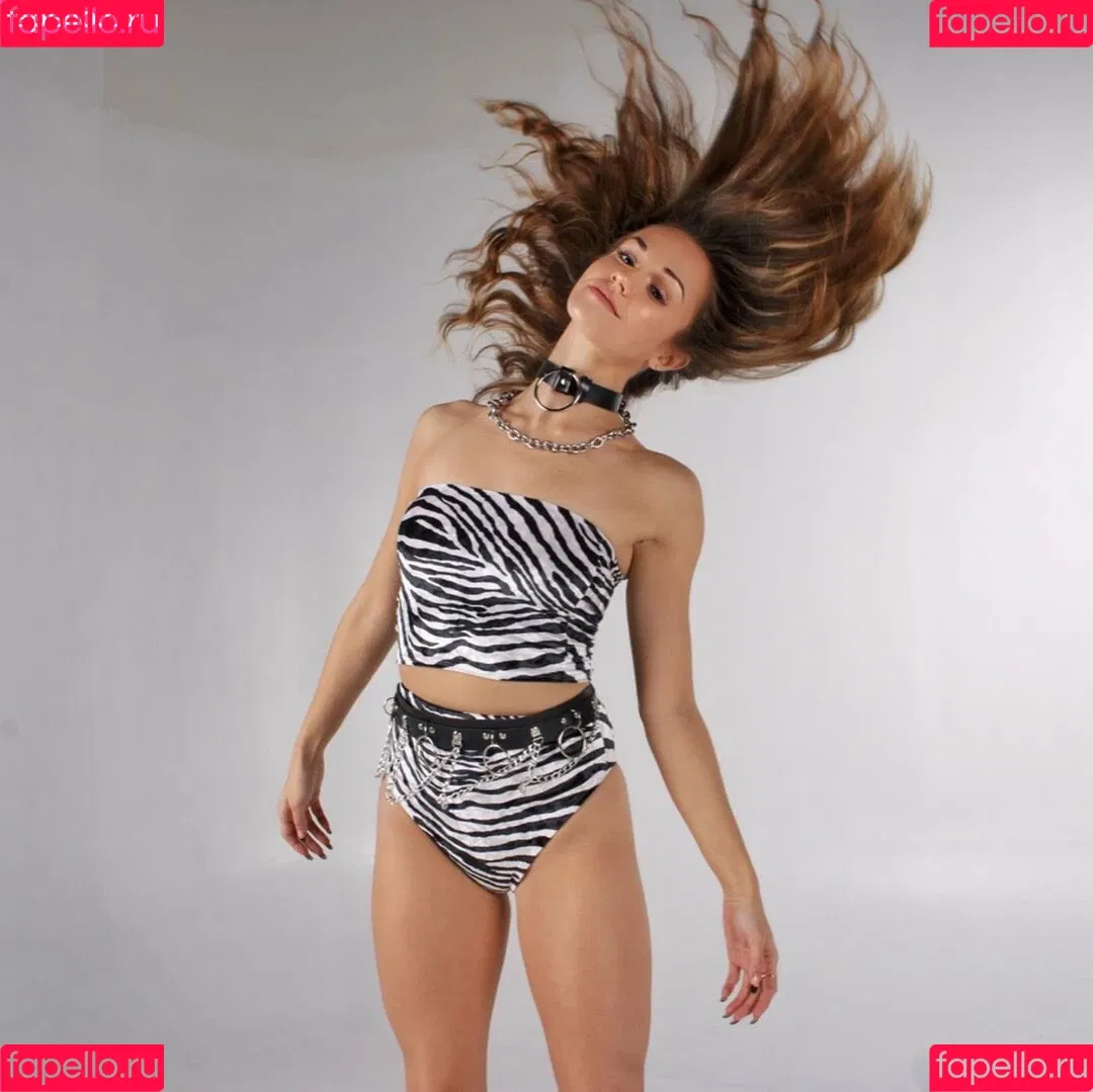Gabby J David Onlyfans Photo Gallery 