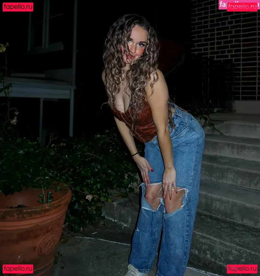 Gabby J David Onlyfans Photo Gallery 