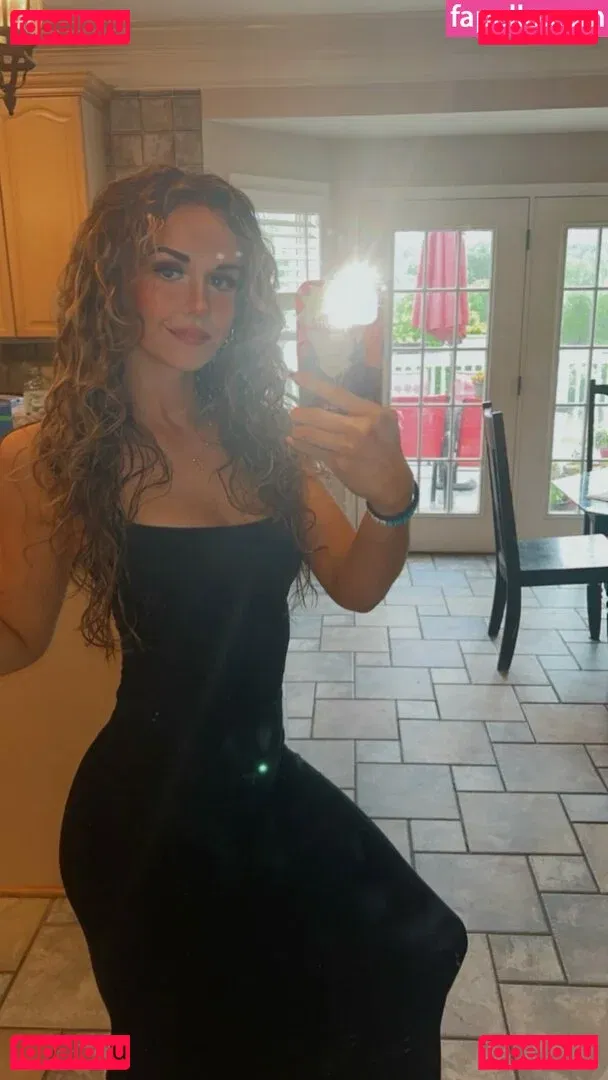 Gabby J David Onlyfans Photo Gallery 