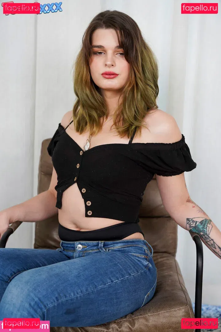 Asia Belle Onlyfans Photo Gallery 