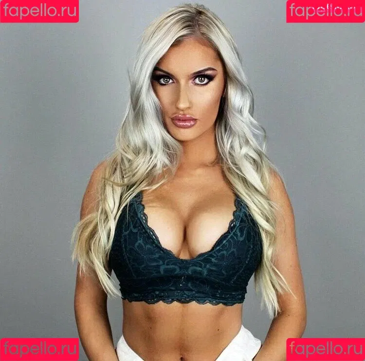 Mariah May Onlyfans Photo Gallery 