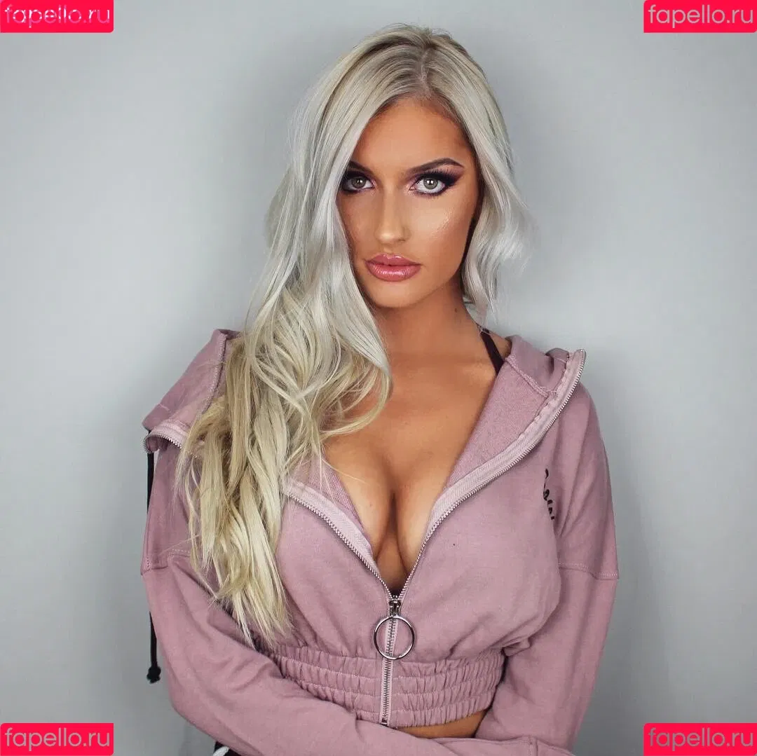 Mariah May Onlyfans Photo Gallery 