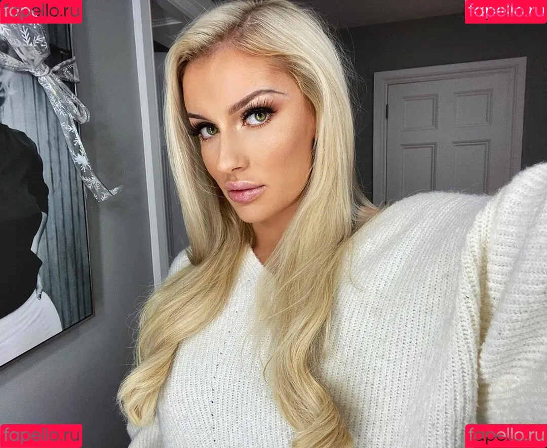 Mariah May Onlyfans Photo Gallery 