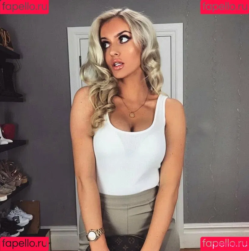 Mariah May Onlyfans Photo Gallery 