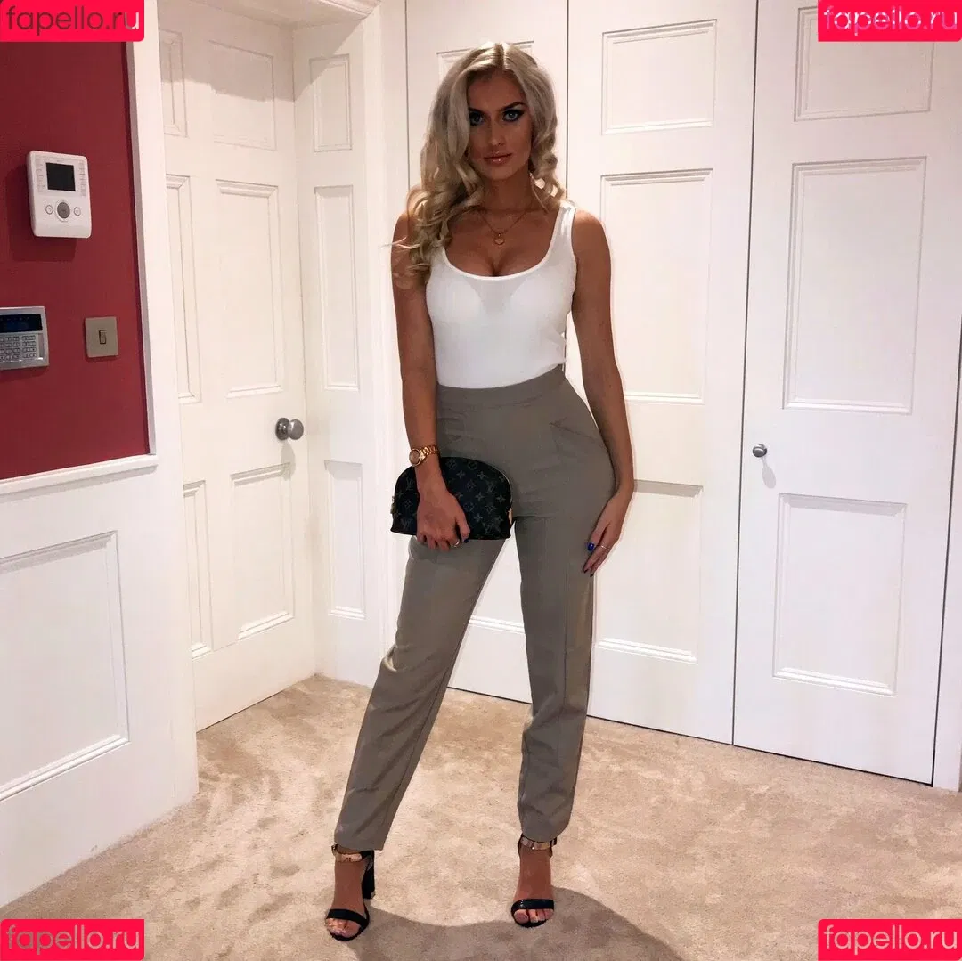 Mariah May Onlyfans Photo Gallery 